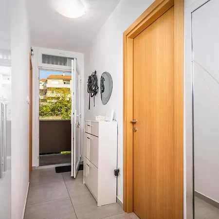 1 Bedroom Lovely In * غييكا