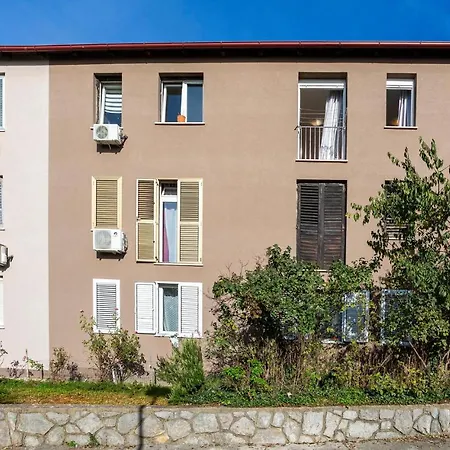1 Bedroom Lovely In * غييكا